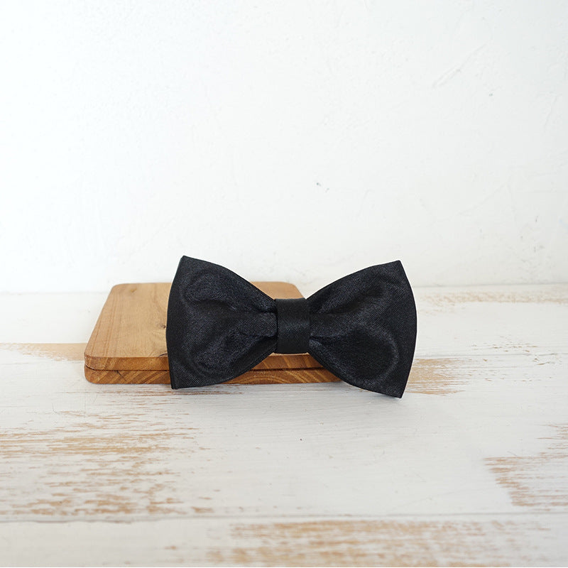 Velvet Dog Collar and Bow Tie — Maison Paw Home, view 5